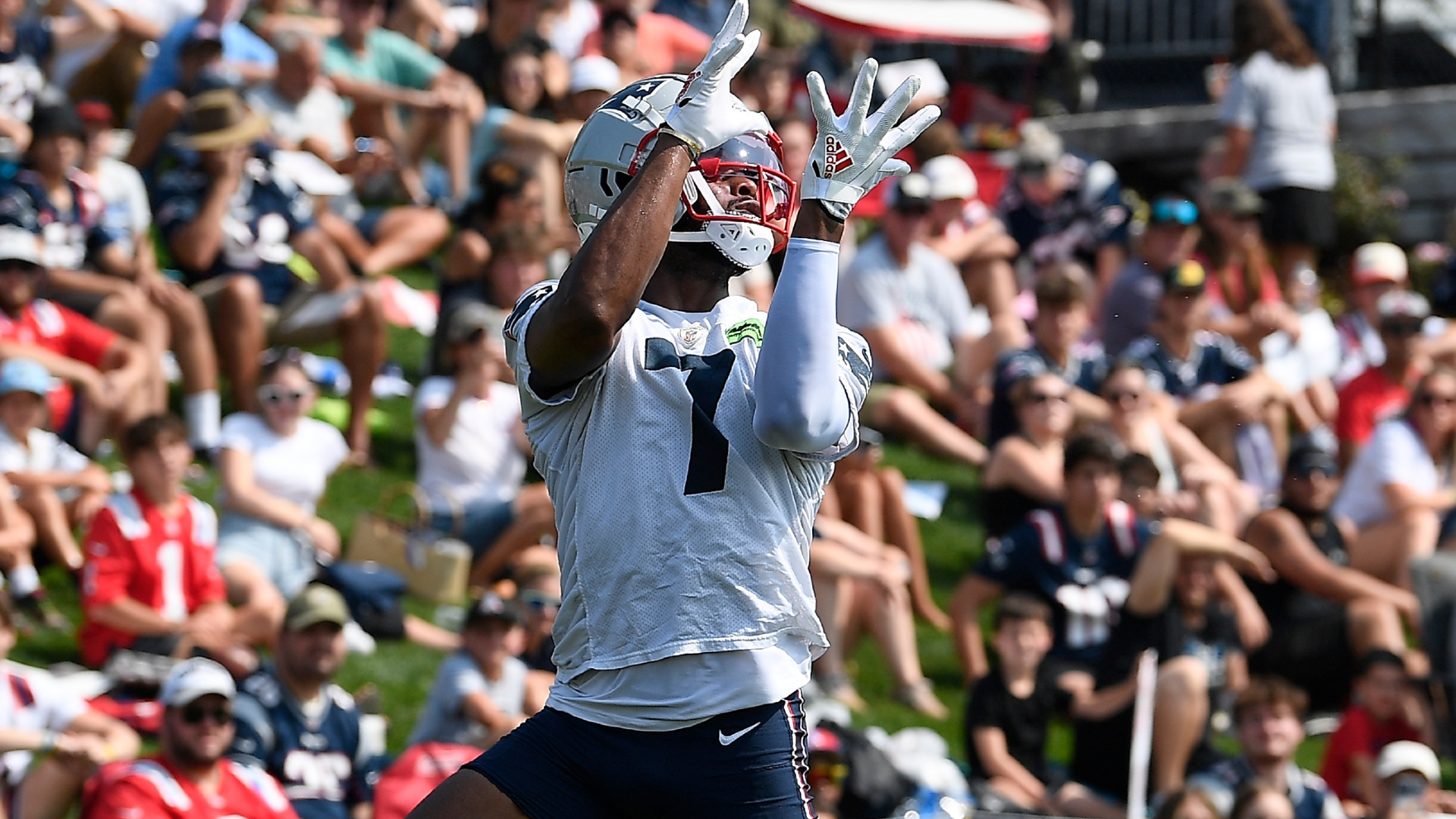 New England Patriots wide receiver JuJu Smith-Schuster