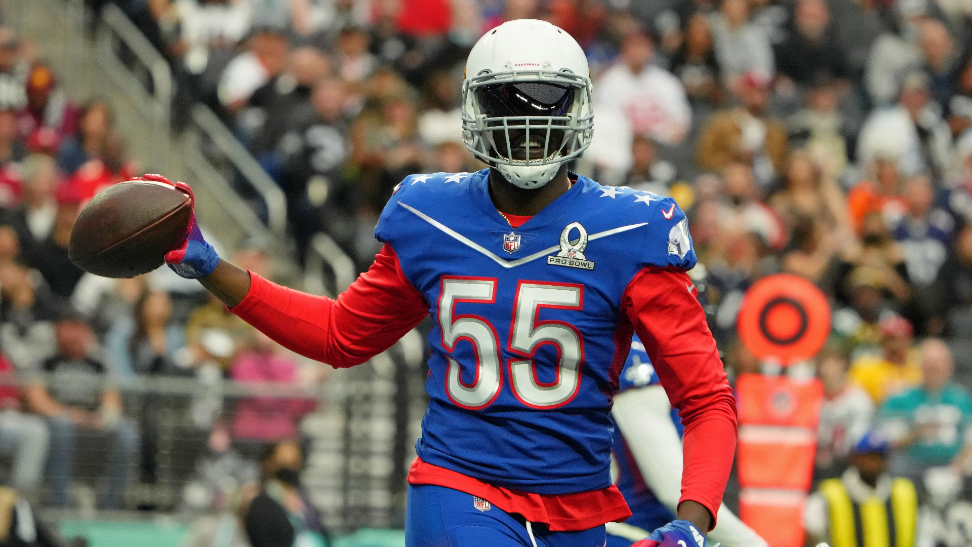 Las Vegas Raiders defensive end Chandler Jones