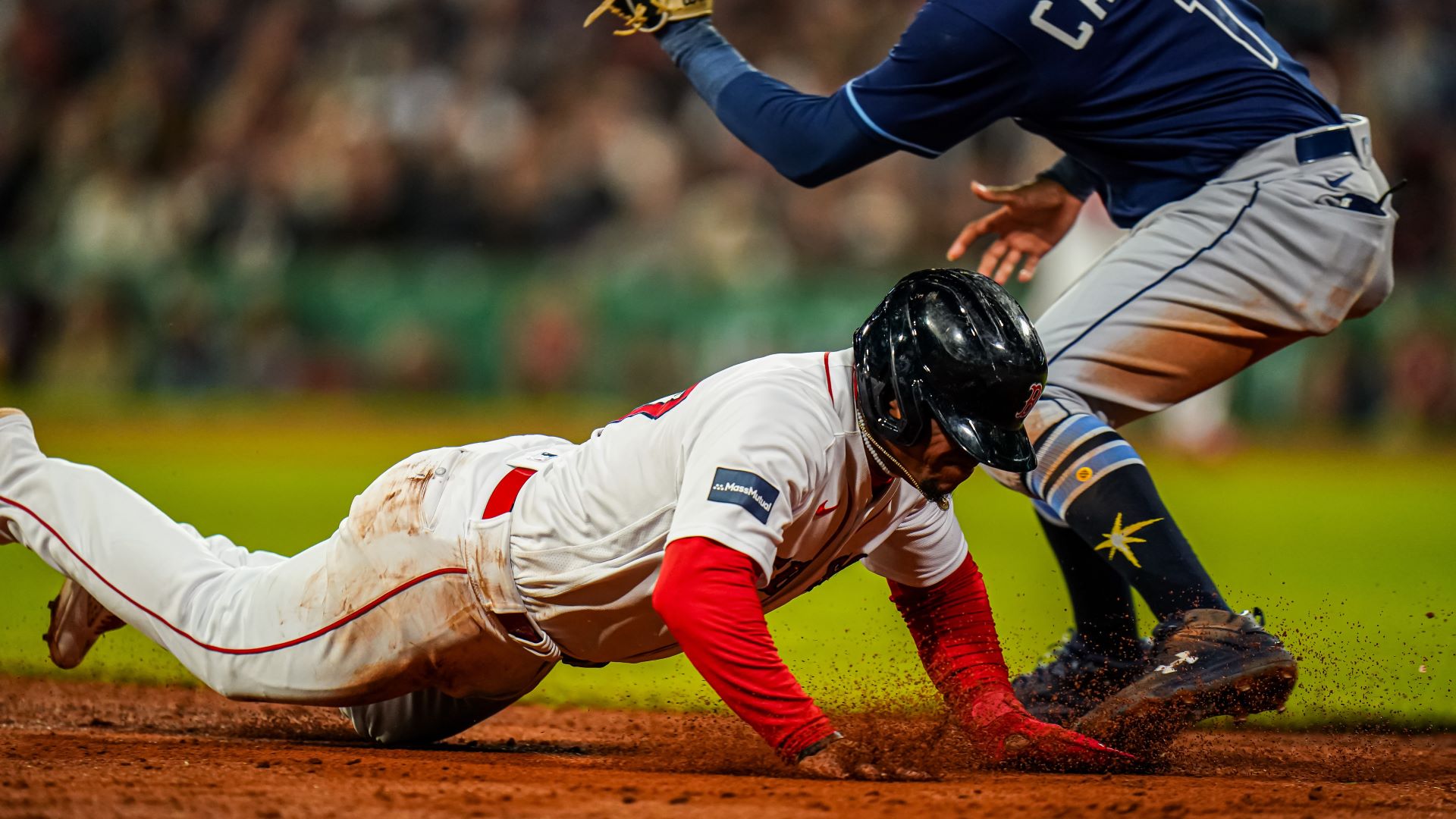 Boston Red Sox infielder Enmanuel Valdez