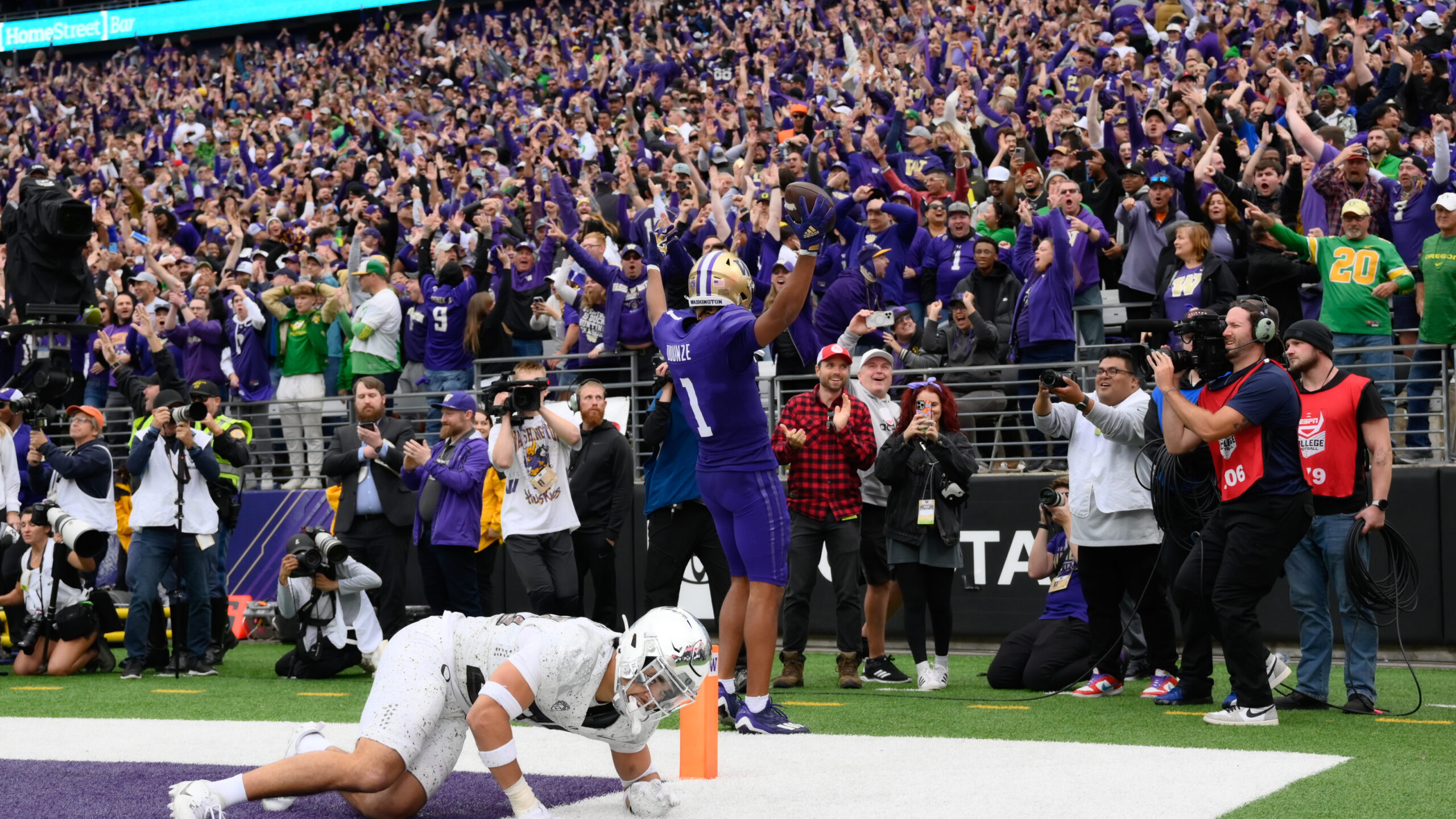 NCAA Football: Oregon at Washington