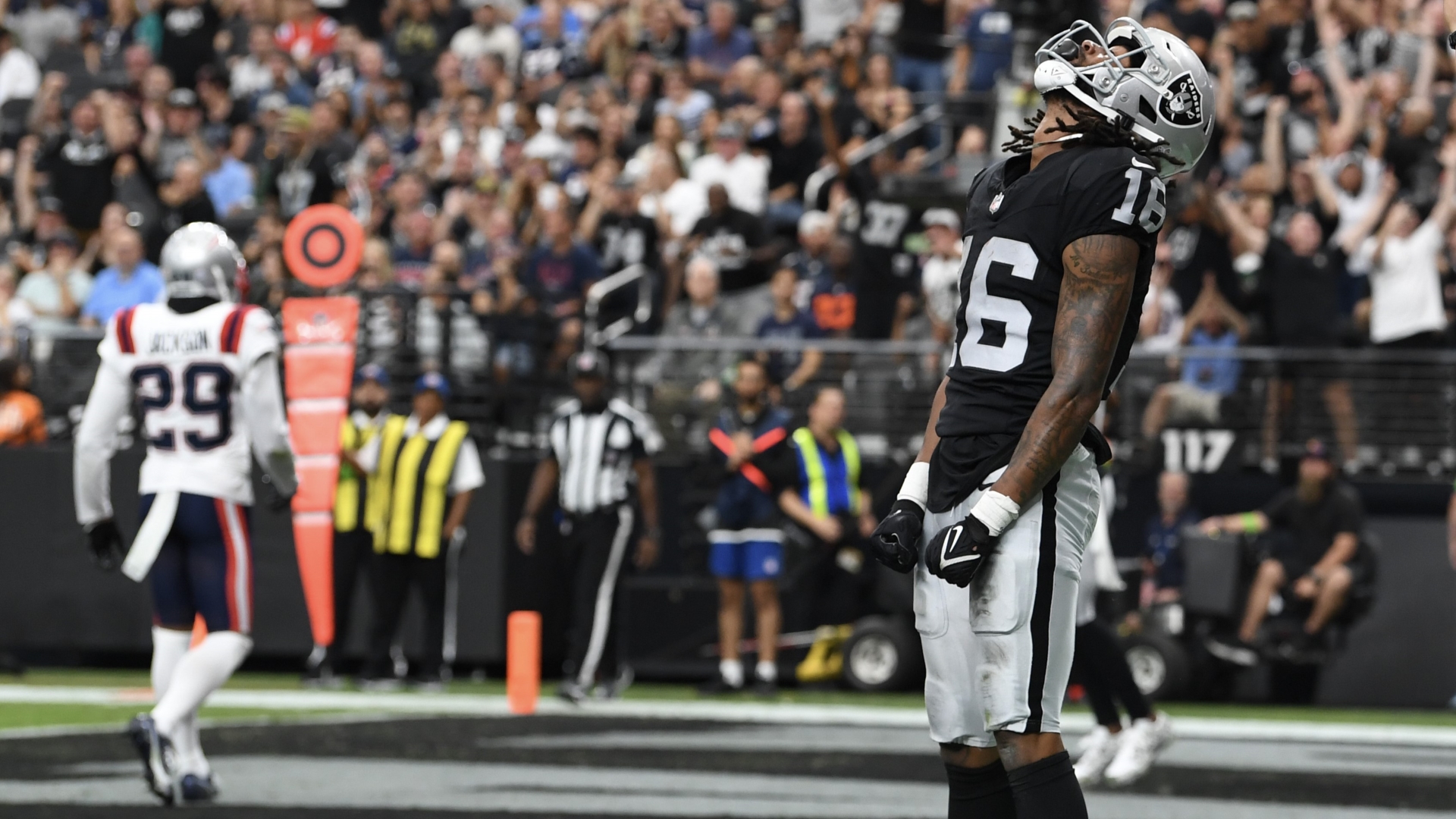 Las Vegas Raiders receiver Jakobi Meyers