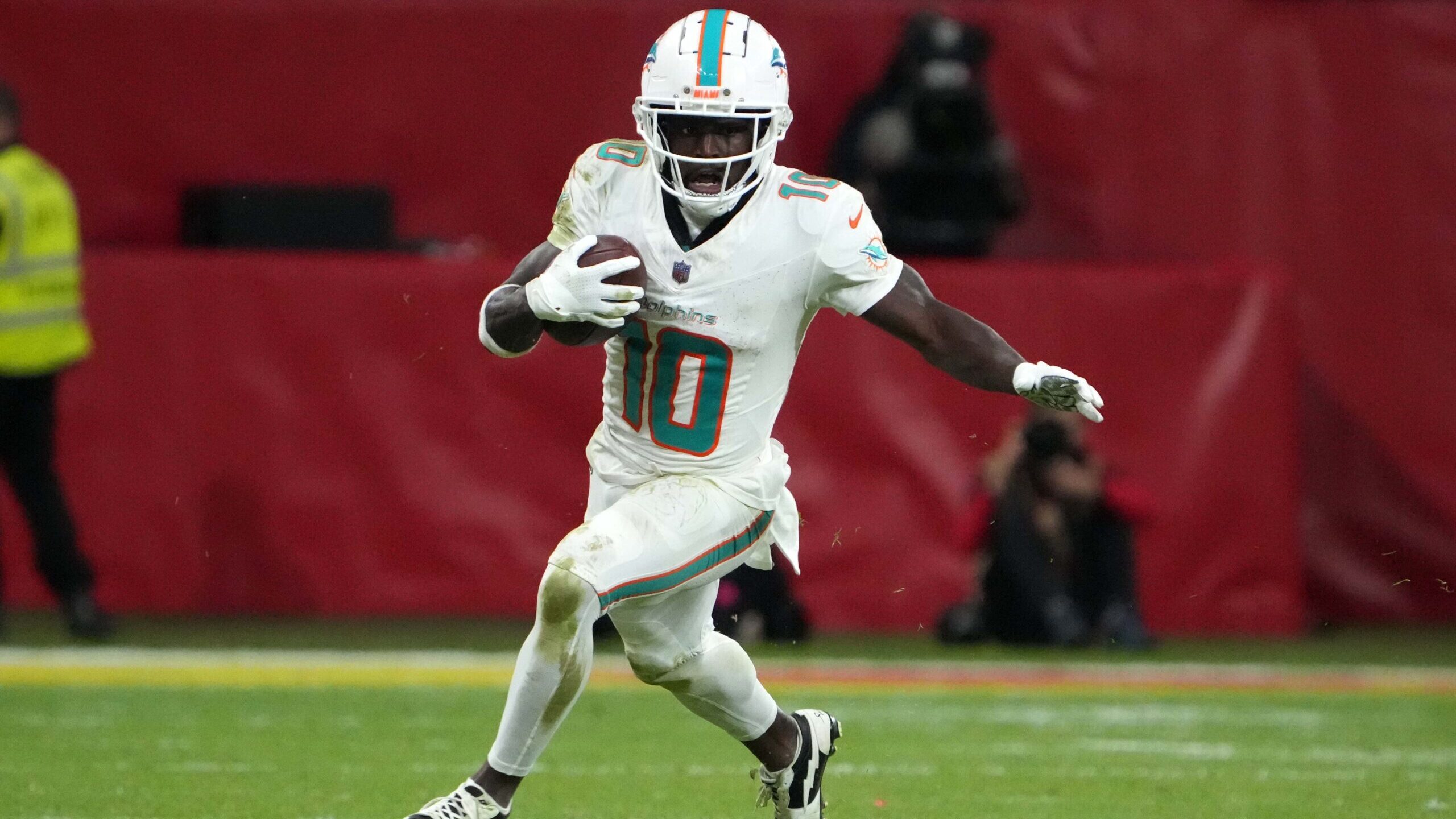 NFL: Frankfurt Games-Miami Dolphins at Kansas City Chiefs