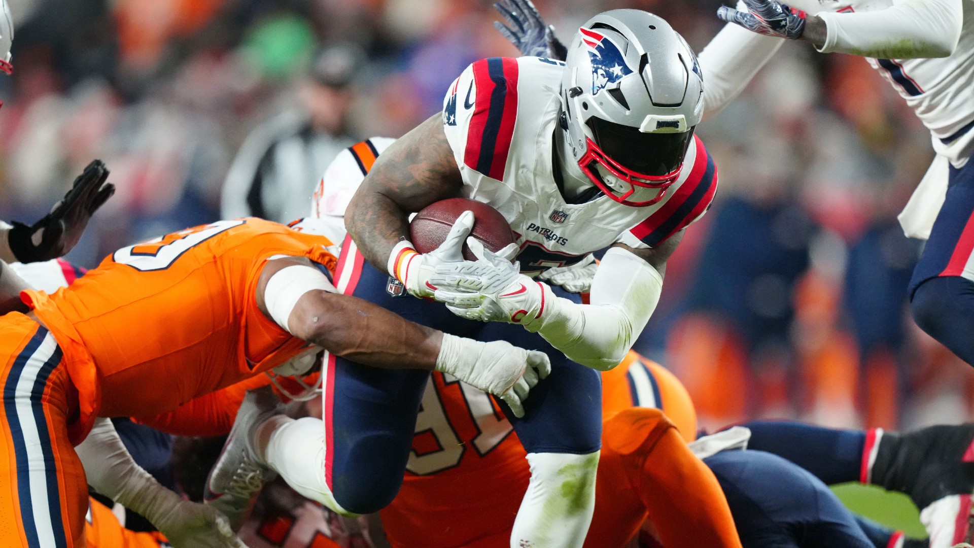 New England Patriots running back Ezekiel Elliott