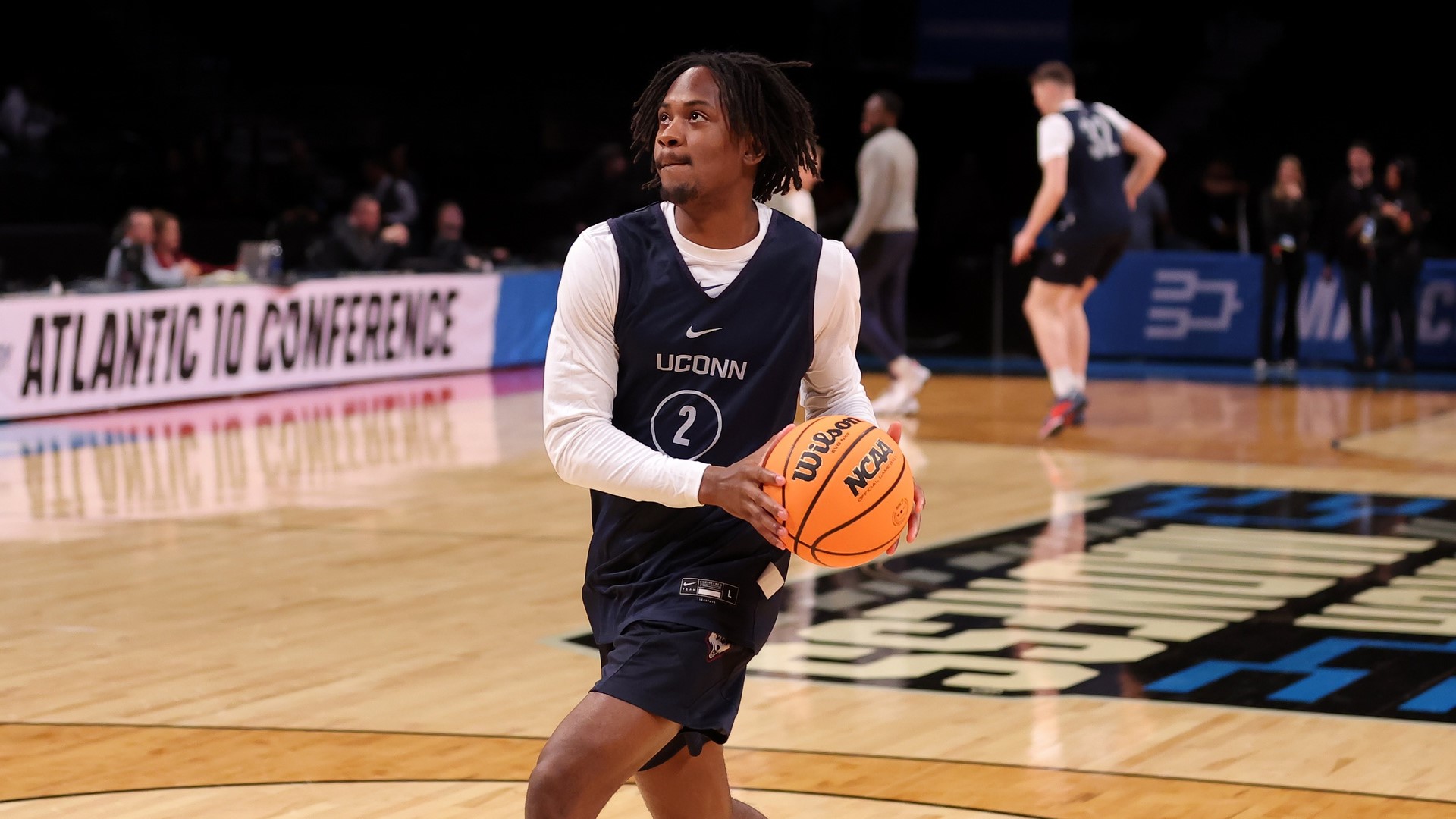 Connecticut Huskies guard Tristen Newton