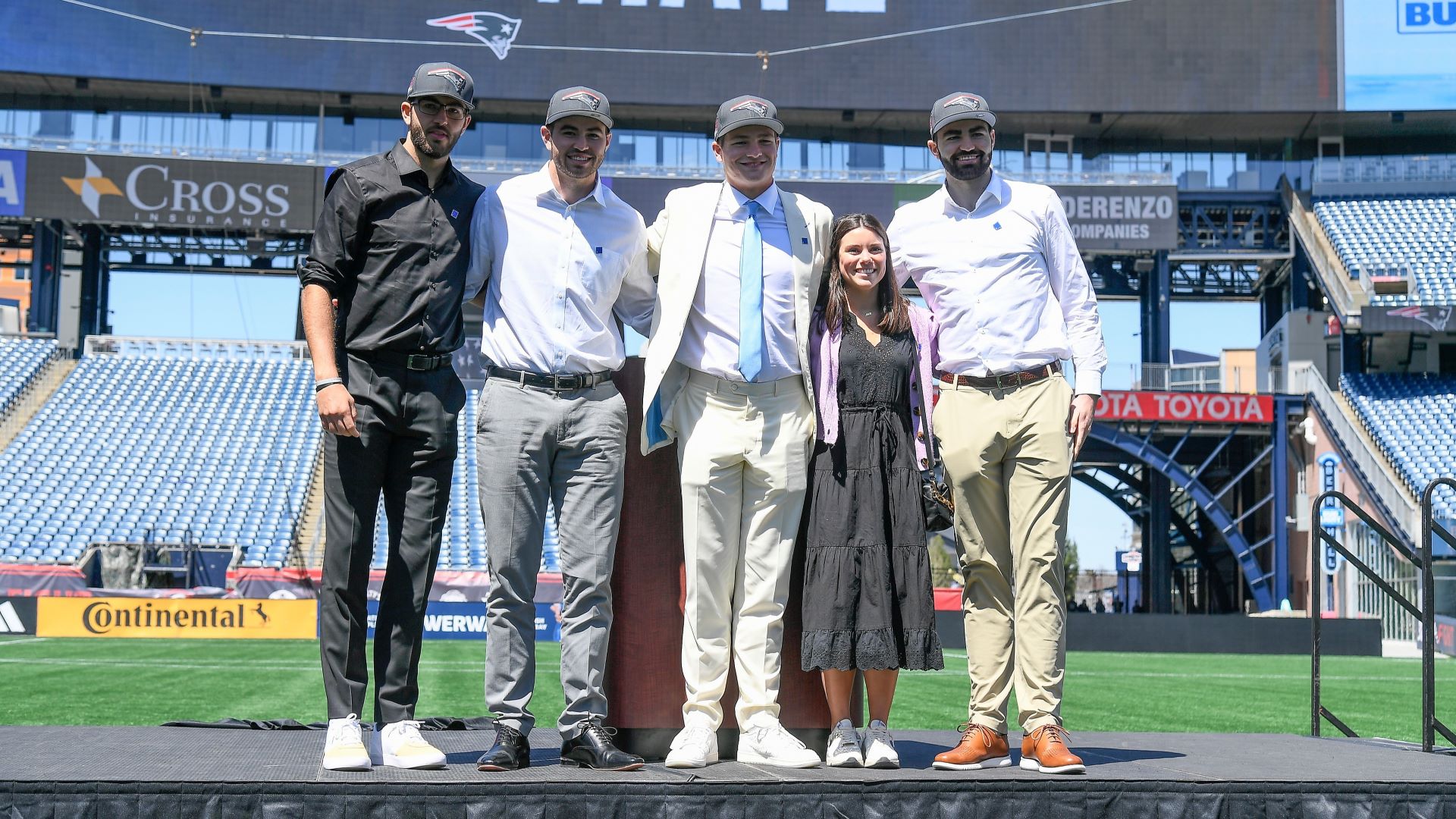 New England Patriots quarterback Drake Maye and family