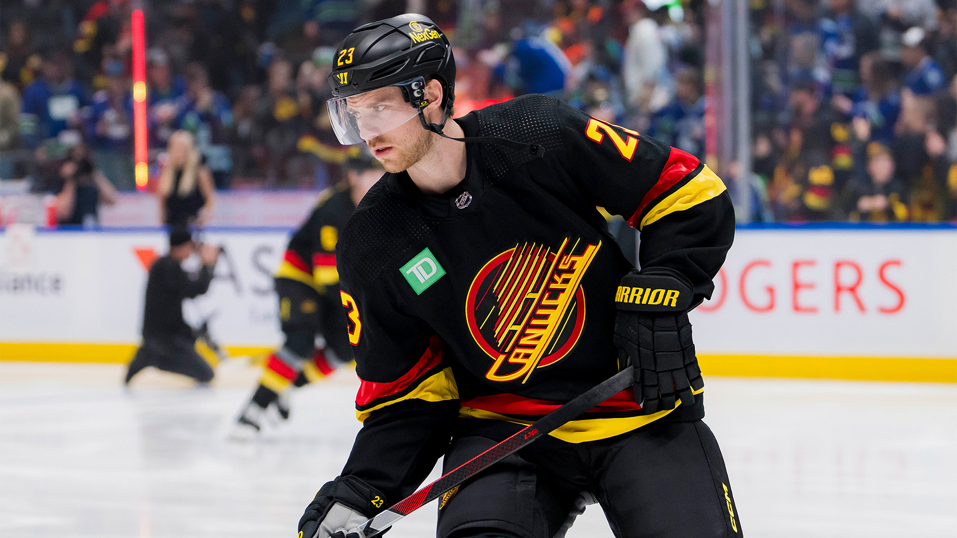 Boston Bruins forward Elias Lindholm