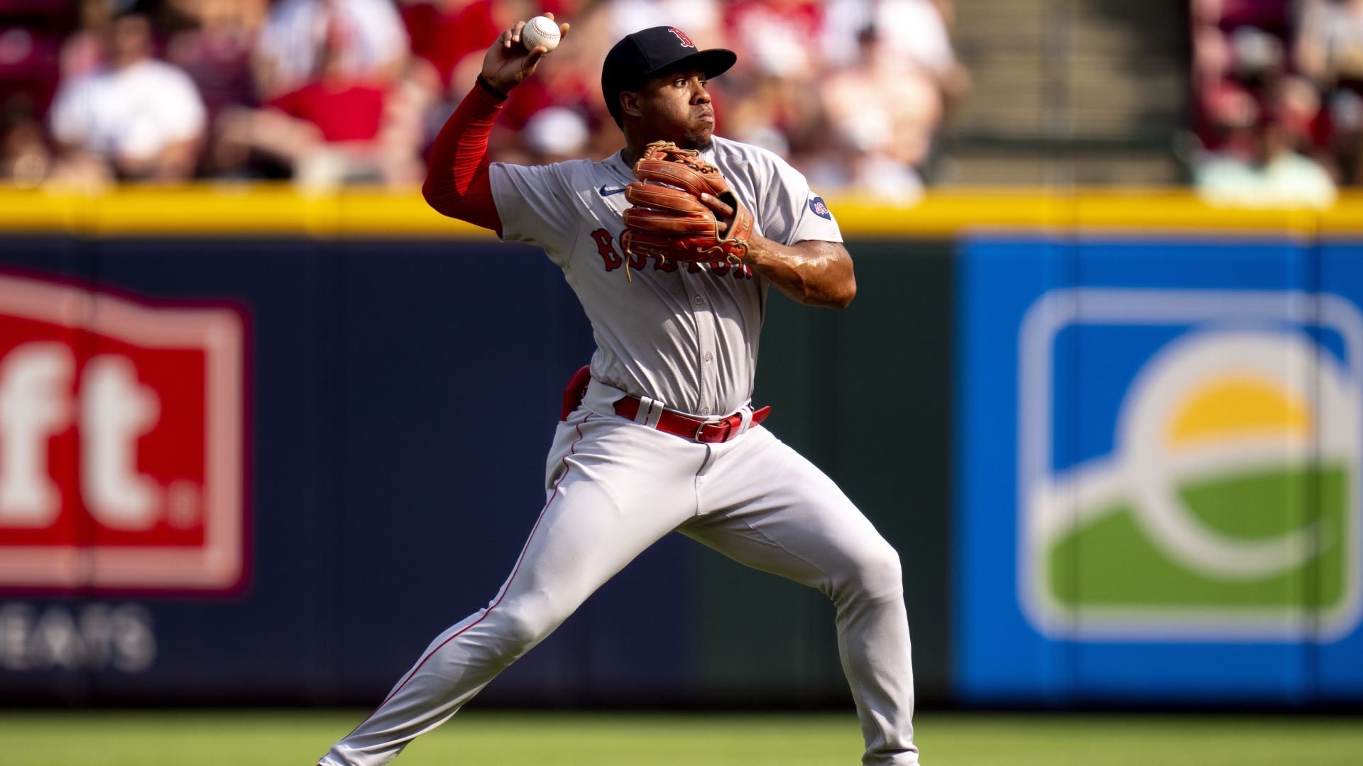 Boston Red Sox infielder Enmanuel Valdez