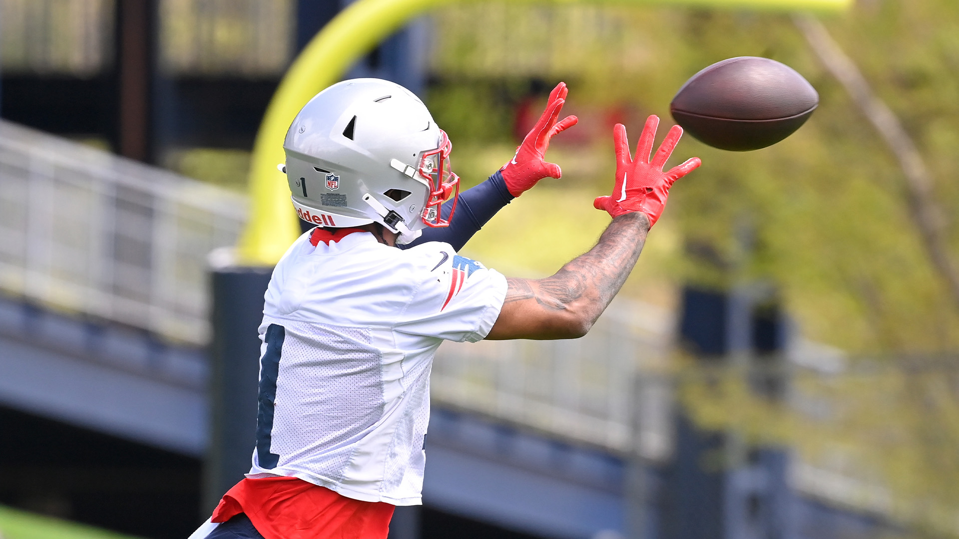 Patriots wide receiver Ja'lynn Polk