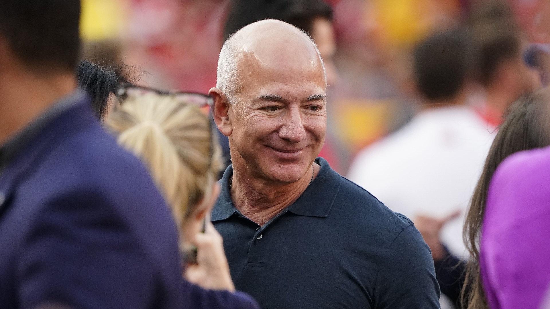 Potential Celtics owner, Amazon chairman Jeff Bezos