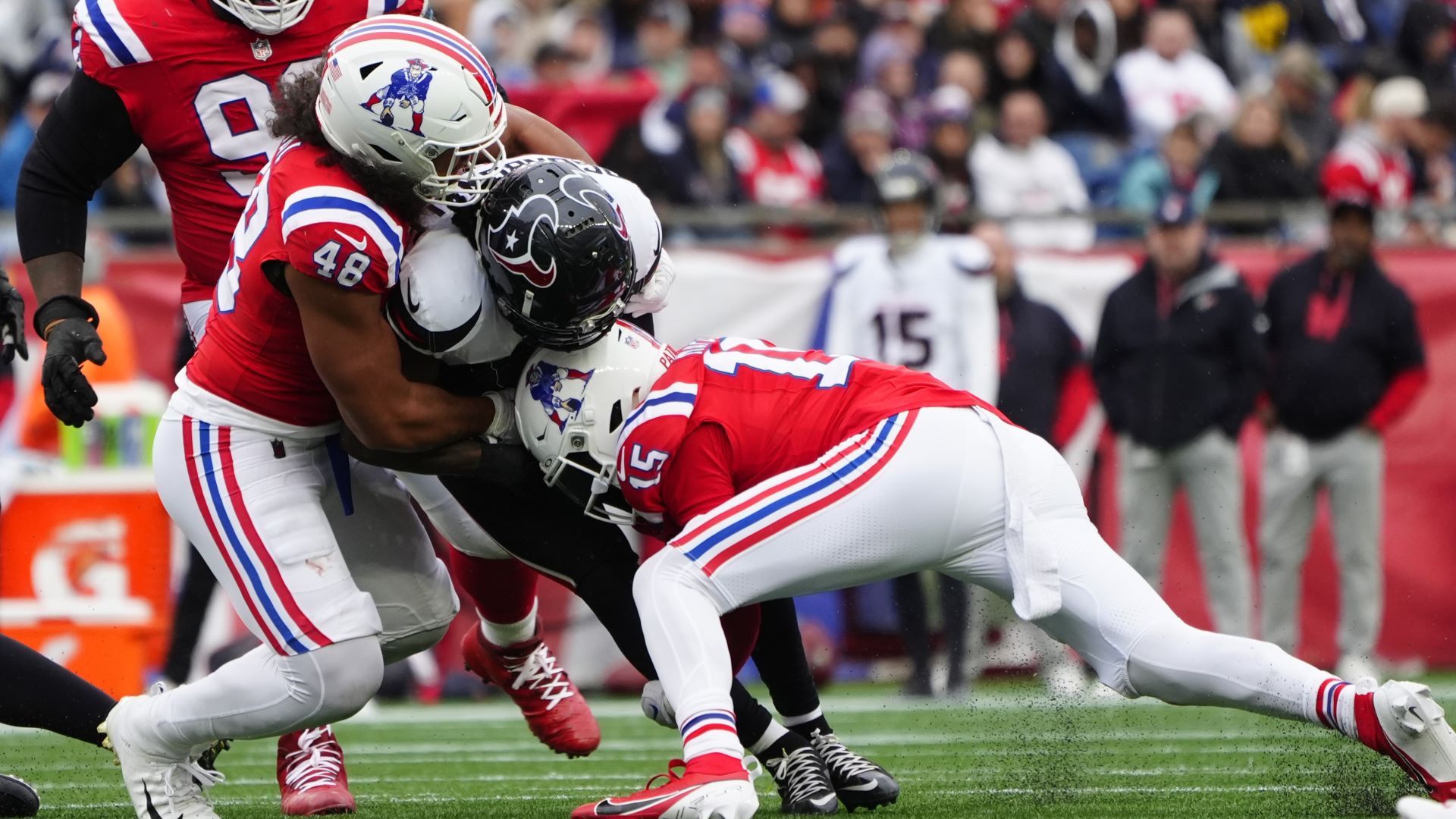New England Patriots safety Marte Mapu and linebacker Jahlani Tavai