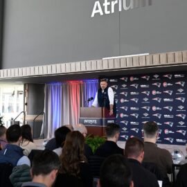 New England Patriots head coach Mike Vrabel