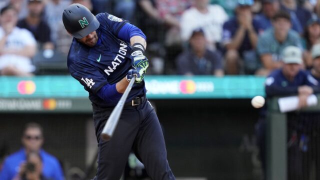 MLB free agent J.D. Martinez