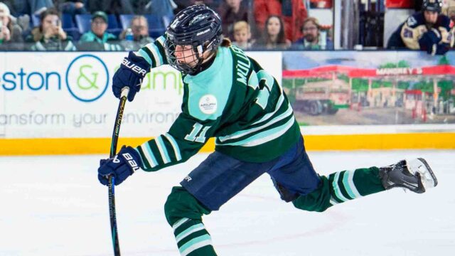 Boston Fleet forward Alina Müller