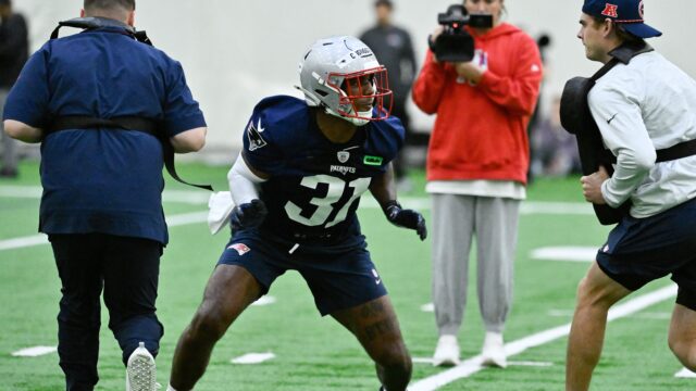 New England Patriots safety Craig Woodson