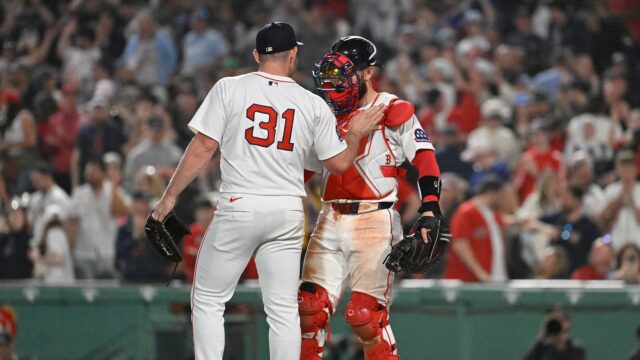 Boston Red Sox pitcher Liam Hendriks and catcher Connor Wong