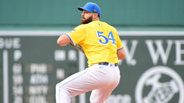 Boston Red Sox starting pitcher Lucas Giolito