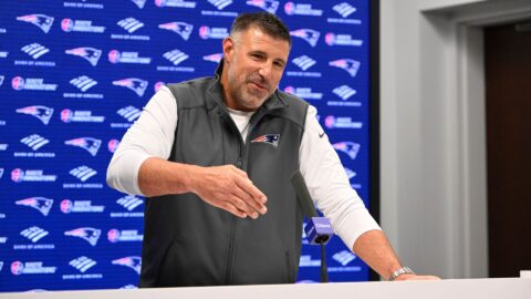 New England Patriots head coach Mike Vrabel