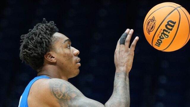 Boston Celtics center Amari Williams