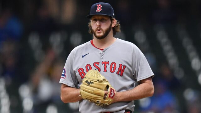Boston Red Sox pitcher Justin Slaten