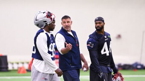 New England Patriots head coach Mike Vrabel, defensive end Keion White, linebacker K