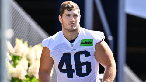 New England Patriots fullback Brock Lampe
