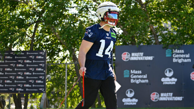 New England Patriots linebacker Robert Spillane