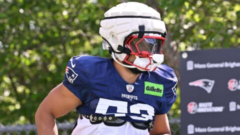 New England Patriots linebacker Christian Elliss