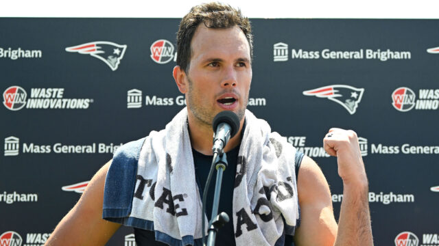 New England Patriots tight end Hunter Henry