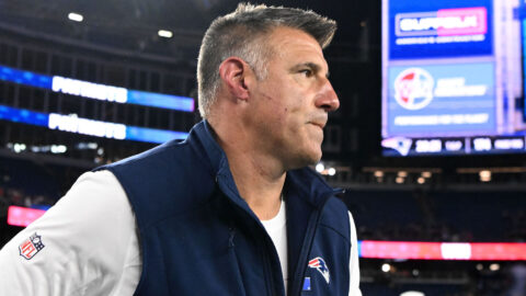 New England Patriots head coach Mike Vrabel