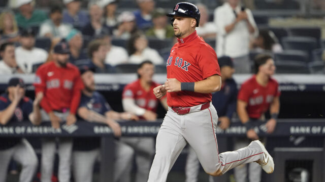 Boston Red Sox first baseman Nathaniel Lowe