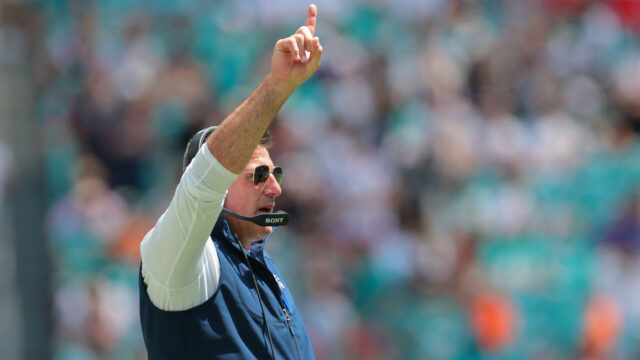 New England Patriots head coach Mike Vrabel