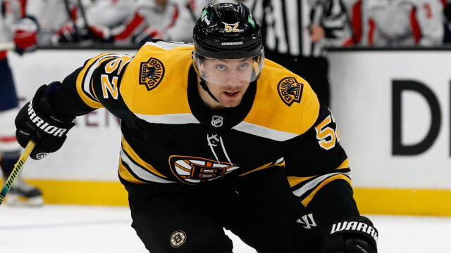 Boston Bruins center Sean Kuraly