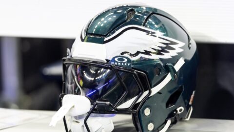 Philadelphia Eagles helmet