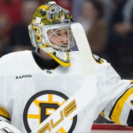 Boston Bruins goalie Jeremy Swayman