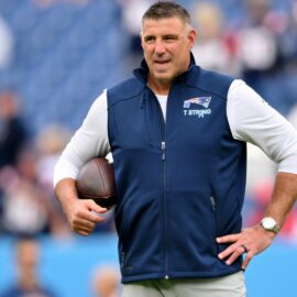 New England Patriots head coach Mike Vrabel