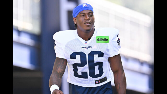 New England Patriots running back Terrell Jennings