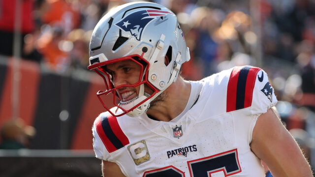 New England Patriots tight end Hunter Henry