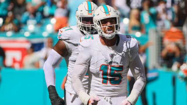 Philadelphia Eagles linebacker Jaelan Phillips