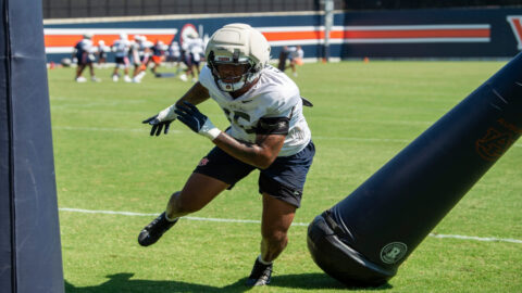 Auburn pass rusher Keldric Faulk