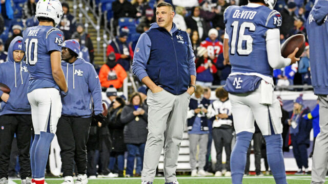 New England Patriots head coach Mike Vrabel
