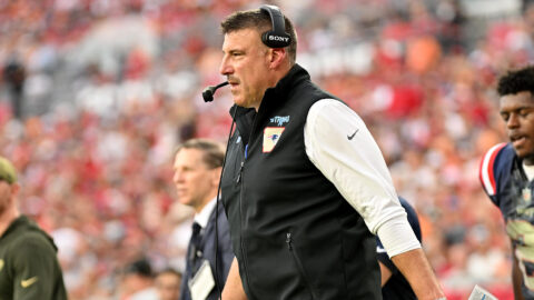 New England Patriots head coach Mike Vrabel