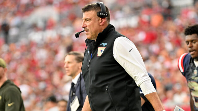 New England Patriots head coach Mike Vrabel