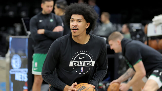 Boston Celtics guard Ron Harper Jr.