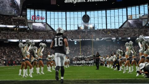 Wide receiver Jakobi Meyers