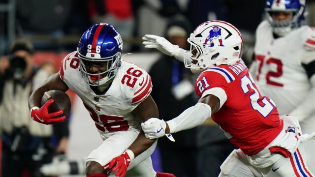 New England Patriots safety Jaylinn Hawkins