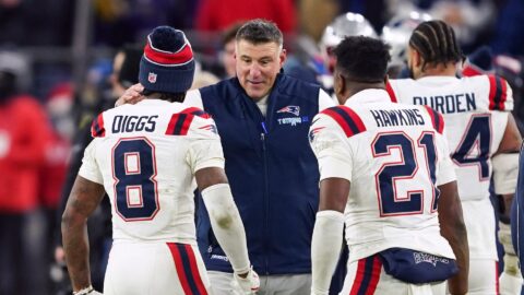New England Patriots head coach Mike Vrabel, wide receiver Stefon Diggs and safety Jaylinn Hawkins