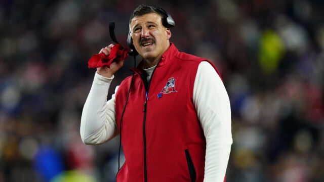 New England Patriots head coach Mike Vrabel