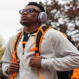 Tennessee defensive back Colton Hood