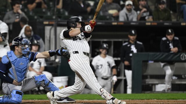 Chicago White Sox outfielder Andrew Benintendi