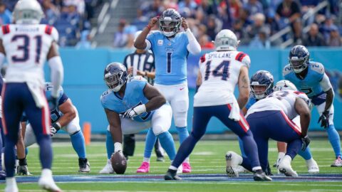 Tennessee Titans quarterback Cam Ward